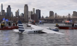 seaplane_crash